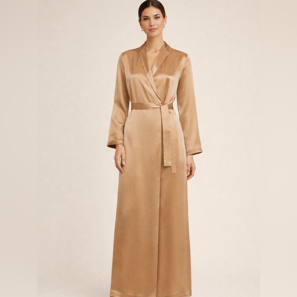 NEW La Perla 100% Silk  Robe